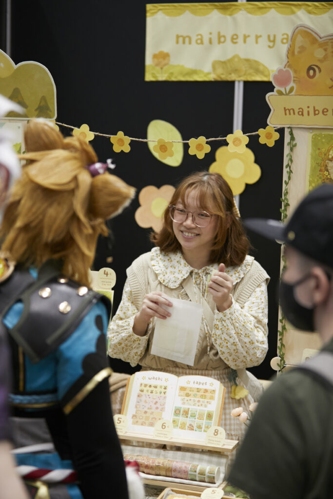 Foto von einer Künsterlin der Artist Alley