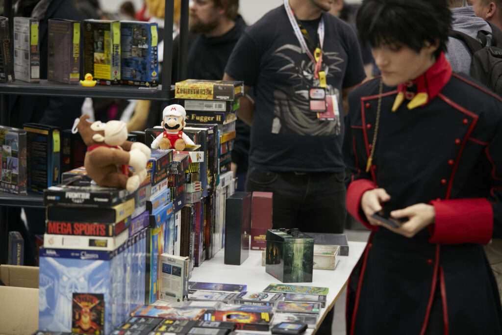 Foto vom Retro-Flohmarkt der POLARIS Convention 2024.